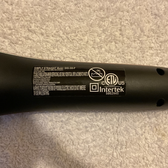 USED THREE TIMES BLACK Simply Straight Professional Ceramic Straightening Brush! - Picture 4 of 9